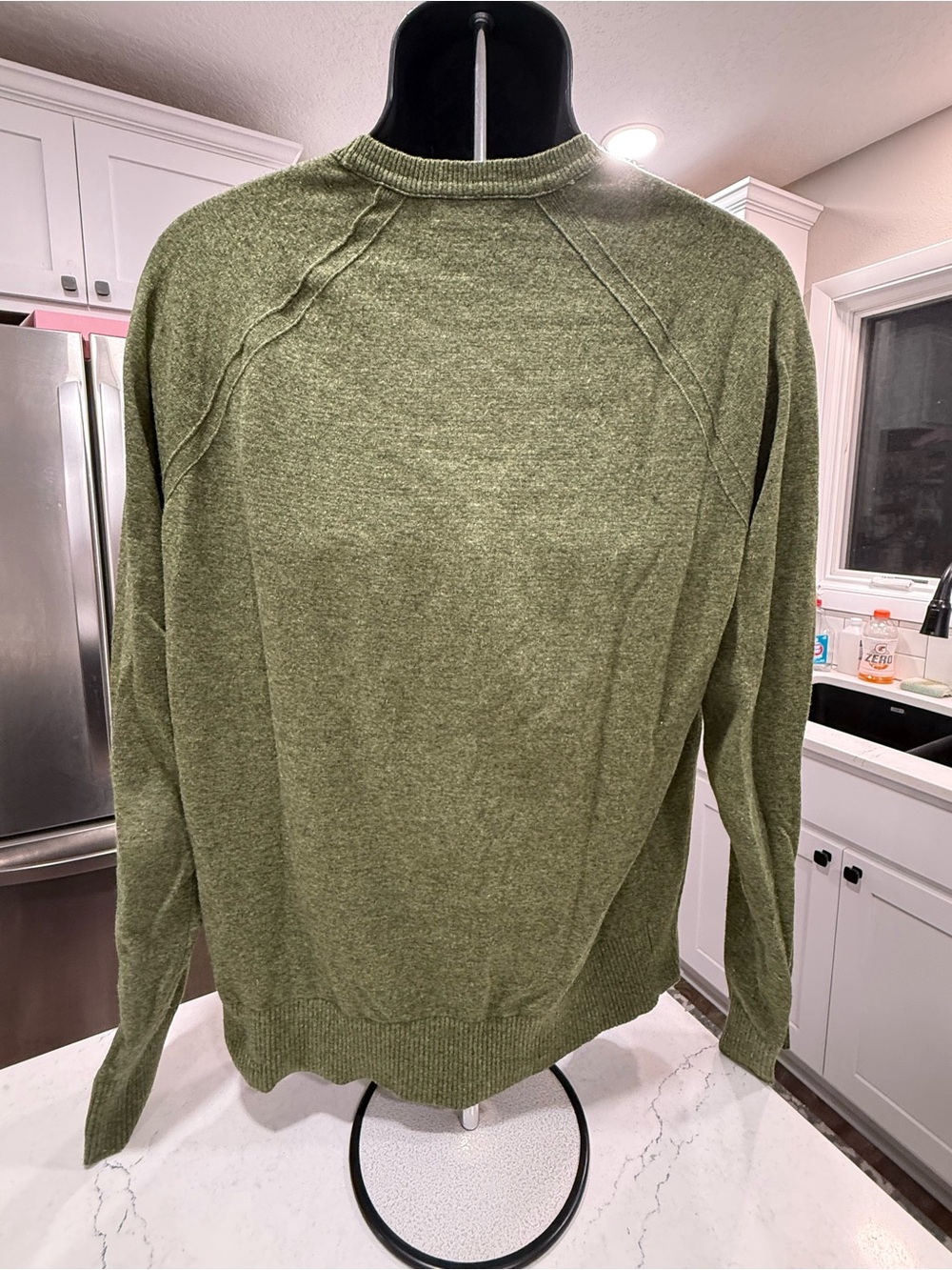 Banana Republic Men’s Knit Pullover Sweater Green Crew Neck Size L Italian Yarn - Picture 2 of 3
